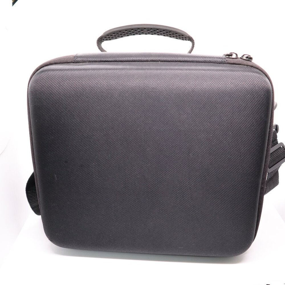 Carrying case for nintendo switch hard shell black slightly used pre-owned